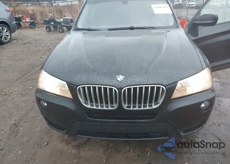 2014 BMW X3 xDrive28I z USA, uszkodzony, nr VIN 5UXWX9C5XE0D13129